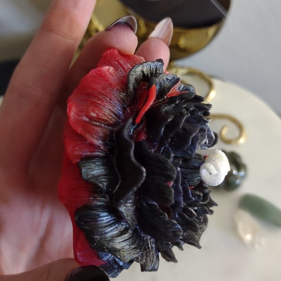 Custom Flower Beeswax Candle Aromatherapy Set w/ Diffuser, Potpourri & Crystal - Picture 5 of 16